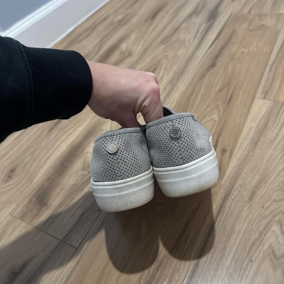 Steve Madden Gray Slip-On Shoes - Picture 3 of 3